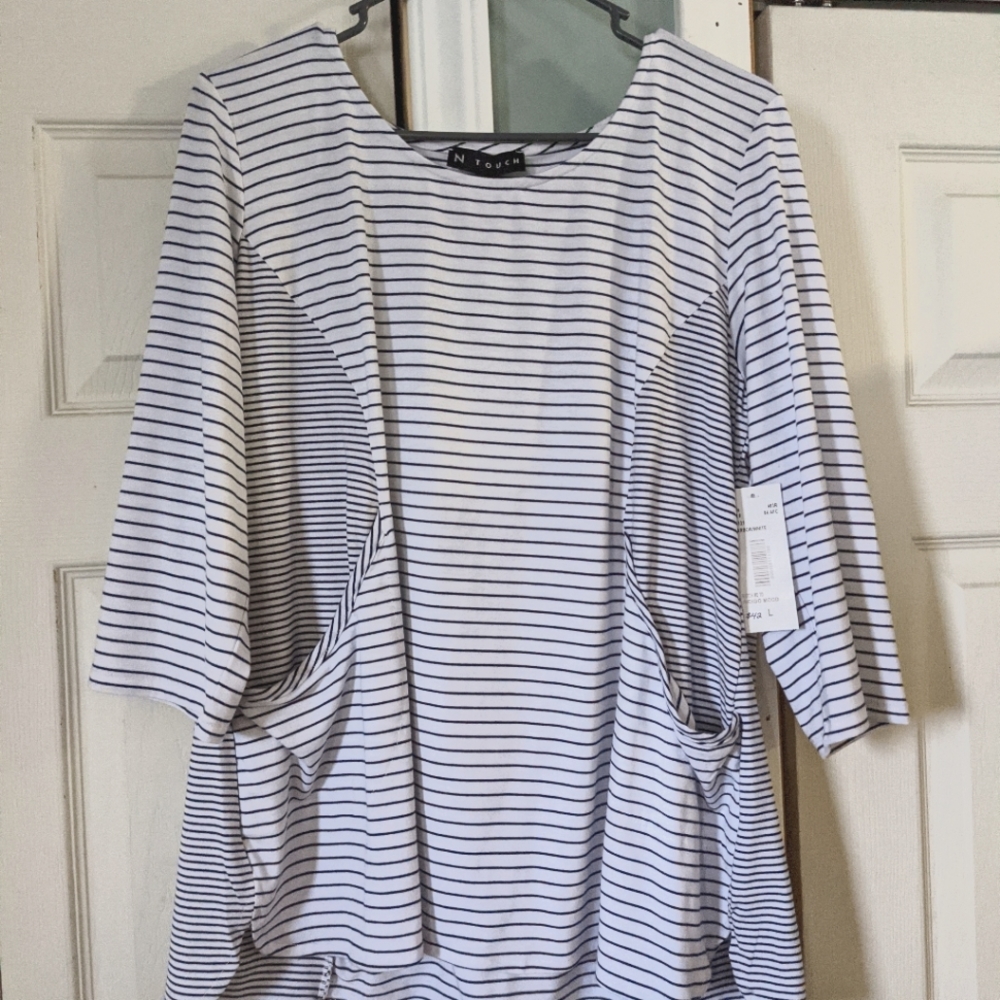 White and Blue striped 3/4 sleeve shirt